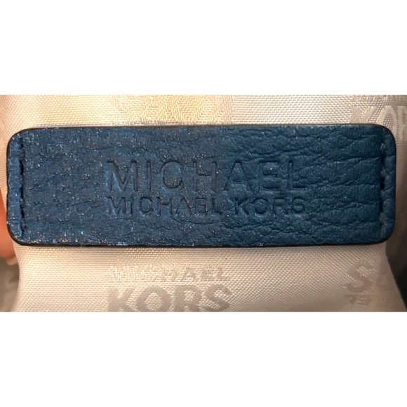 Michael Kors Delancy Navy Blue Pebbled Leather Studded Chain Hobo Shoulder Bag - Picture 5 of 10